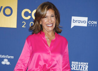 Hoda Kotb Admits She Had a ‘Full-on Makeout’ in a Furniture Store – Hollywood Life