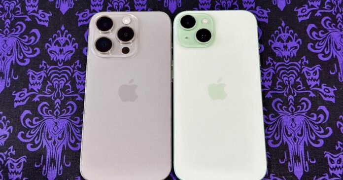 iphone-15-pro-natural-titanium-iphone-15-green-side-by-side.jpg