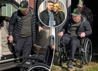 Jamie Spears surfaces for first time since leg amputation