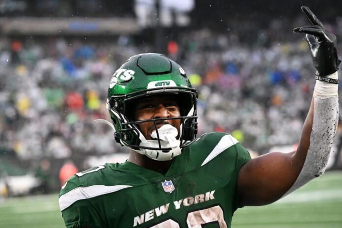 jets-running-back-breece-hall-73558912-e1702260673855.jpg