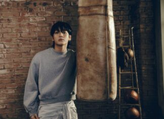 Jung Kook Enjoys Banana Milk, Kimbap & More Korean Delicacies Off His Spotify Billion Streams Plate
