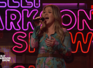 Kelly Clarkson Soars on ‘Kellyoke’ Cover of Eagles’ ‘Desperado’