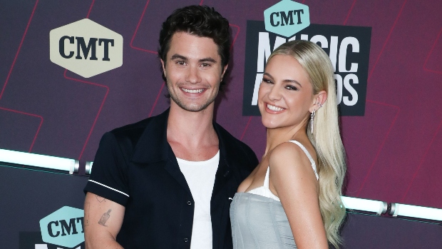 kelsea-ballerini-how-do-i-do-this-chase-stokes-song-ss-ftr.jpg