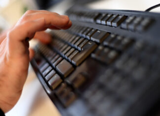 UK age assurance guidance for porn sites gives thumbs up to AI age checks, digital ID wallets and more