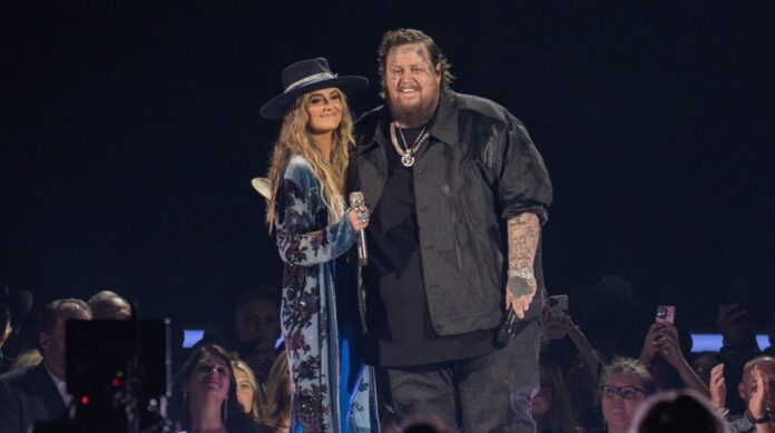 lainey-wilson-jelly-roll-acm-awards-2023-billboard-pro-1260.jpg