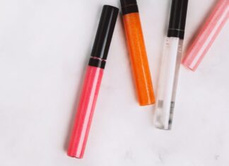 TikTok’s Dior Lip Oil Dupe Is Only $8 & Will Be the MVP of Your Makeup Routine