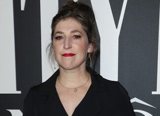Mayim Bialik Reveals She’s Leaving ‘Jeopardy!’ in Bombshell Post – Hollywood Life