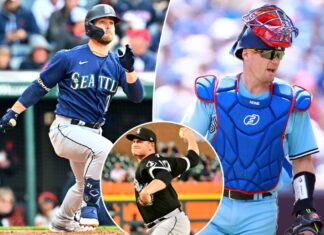 Mets sign two catchers and reliever as busy roster remake continues