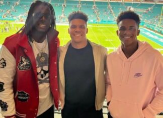 Juan Soto takes in Dolphins-Titans game after Yankees trade