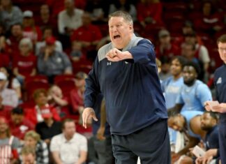 Jeff Jones, Old Dominion men’s basketball coach, hospitalized after heart attack in Hawaii