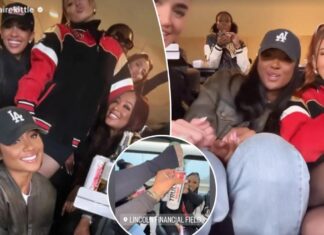 Kayla Nicole takes in Eagles game after flirty Jalen Hurts message