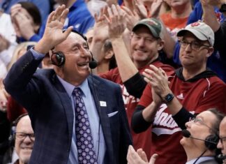 Dick Vitale announces he’s cancer free: ‘Santa Claus came early’