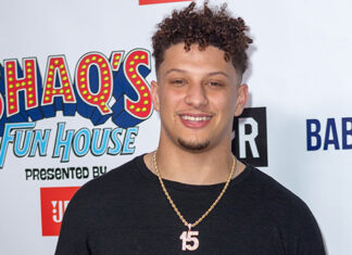 Patrick Mahomes Admits He Regrets Viral Reaction to Chiefs Loss – Hollywood Life