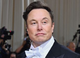 Elon Musk Makes Rare Appearance With His and Grimes’ Son X Æ A-Xii