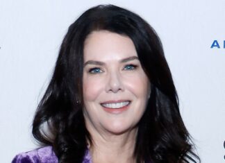 Lauren Graham Reveals If She Dated a Gilmore Girls Costar