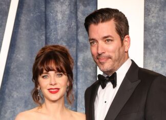 Jonathan Scott & Zooey Deschanel Blocking Out "BS" in Wedding Planning