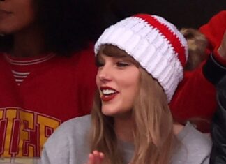 Taylor Swift’s Game Day Beanie Featured a Shoutout to BF Travis Kelce