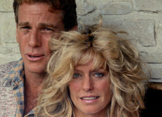 Ryan O’Neal Was Reportedly Laid To Rest Next to Farrah Fawcett – Hollywood Life