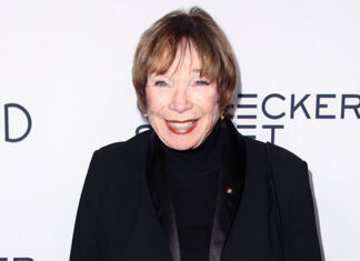 Shirley MacLaine is Seen on Rare Outing With Caretaker: Photos – Hollywood Life