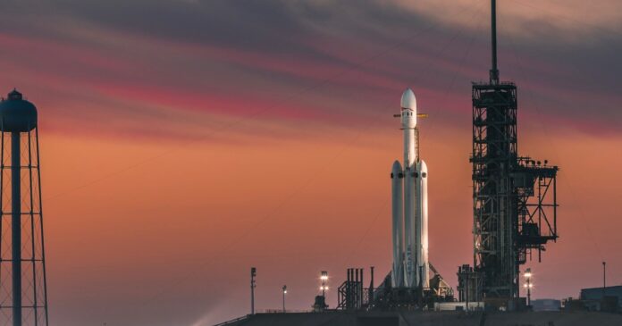 spacex-falcon-heavy.jpg