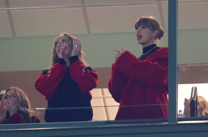 taylor-swift-brittany-mahomes-chiefs-game-dec-3-2023-billboard-1548.jpg
