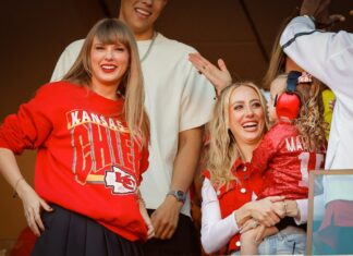 Here’s the $5K Luxury Gift the Chiefs Owners Gave Taylor Swift for Her Birthday