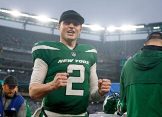 Jets vs. Dolphins prediction: NFL odds, picks, best bets