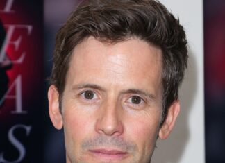 Actor Christian Oliver and His Two Kids Killed in Caribbean Plane Crash