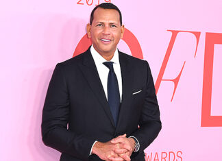 Alex Rodriguez Reveals He Lost Weight After Having Gum Disease – Hollywood Life