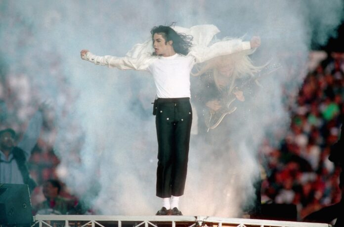 Michael-Jackson-1993-billboard-1548-1620829779.jpg