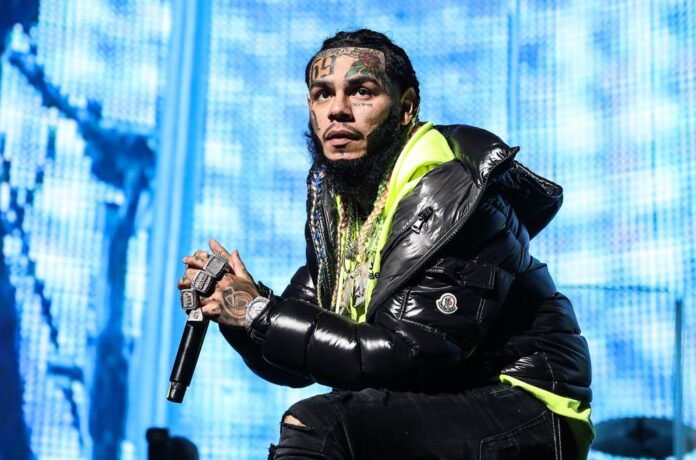 Tekashi-6ix9ine-miami-2021-billboard-1548.jpg