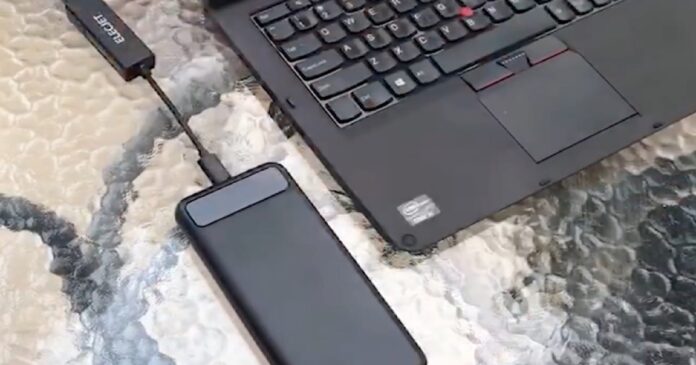 USB-C-power-battery-pack.jpg