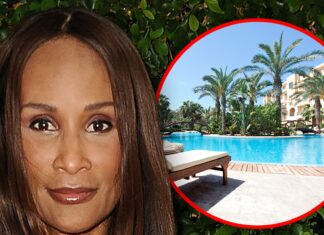 Beverly Johnson Says Hotel Drained Pool After She Used It