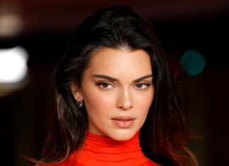 Kendall Jenner Leaves Little to the Imagination in Tropical Bikini Pic