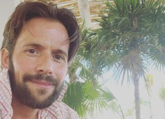 Christian Oliver Shared Photo From "Paradise" Days Before Plane Crash