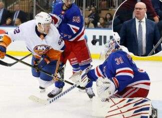 Kyle MacLean making ‘special’ NHL debut with dad, John, on Islanders bench