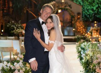 Golden Bachelor's Theresa Nist Has Bridal Wardrobe Malfunction