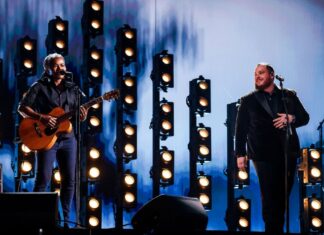 Tracy Chapman’s Original Version of ‘Fast Car’ Sent to Radio by Label Following Grammy Performance