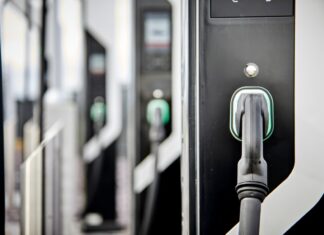 Guided Energy helps EV fleet managers optimize battery charging
