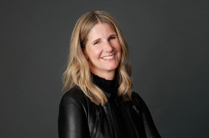 Jennifer-Witz-siriusxm-headshot-2023-billboard-1548.jpg