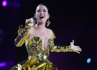Katy Perry’s ‘Roar’ Music Video Reaches 4 Billion YouTube Views
