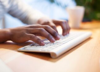 Logitech’s Wireless Keyboard & Mouse Combo Becomes Amazon No. 1 Bestseller With Over 91,000 Reviews