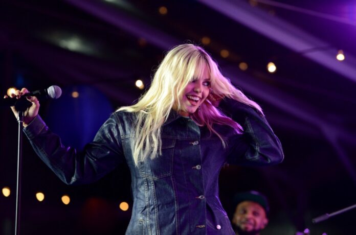 Renee-Rapp-nov-2023-billboard-1548.jpg