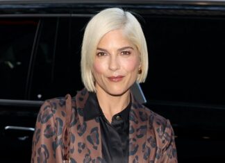 Selma Blair apologizes for anti-Islam comments following backlash