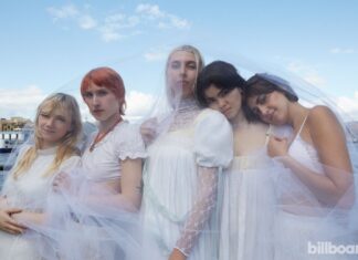 The Last Dinner Party Serve up U.K. No. 1 With ‘Prelude to Ecstasy’
