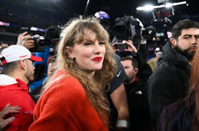 taylor-swift-AFC-Championship-Kansas-City-Chiefs-v-Baltimore-Ravens-billboard-1548.jpg