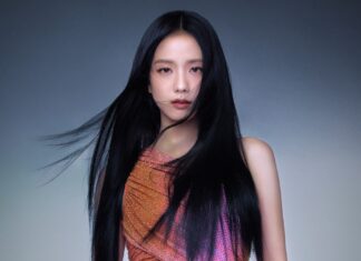 Jisoo Is the First Musician to Be the Face of This London Fashion House: See the Photos