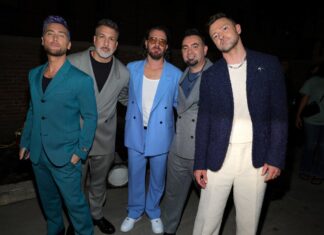Justin Timberlake Gets in the Studio With His ‘Brothers’ *NSYNC for ‘Paradise’ Recording