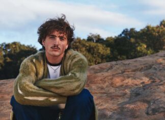 Benson Boone Scores First Airplay Chart No. 1 as ‘Beautiful Things’ Tops Adult Pop Airplay