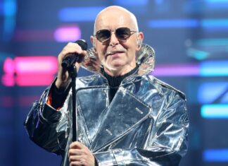 Pet Shop Boys’ Neil Tennant Wonders When Taylor Swift Will Have Her ‘Billie Jean’
